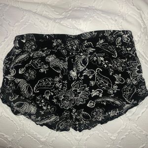 flower print soft shorts